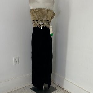 Vintage 80s Dave And Johnny Black Velvet Embellished Bust Party Dress
